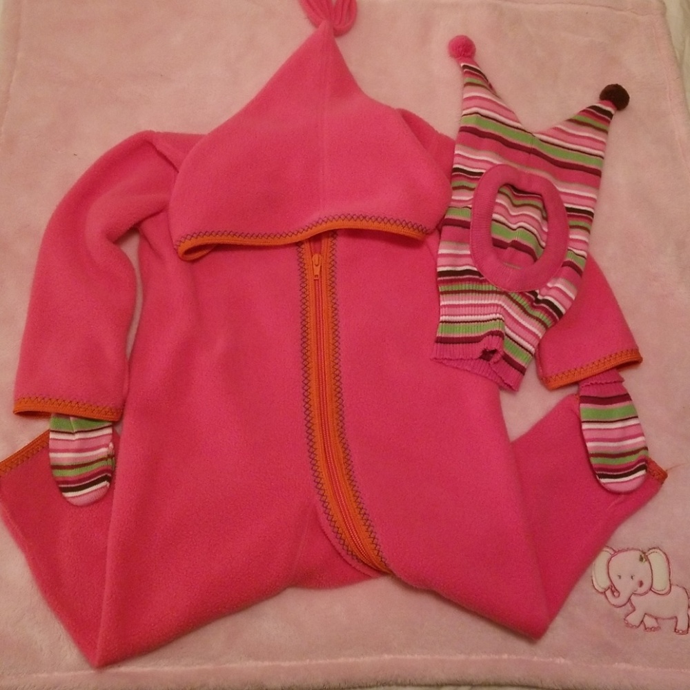 Girl's Jumper with Hat and Mittens